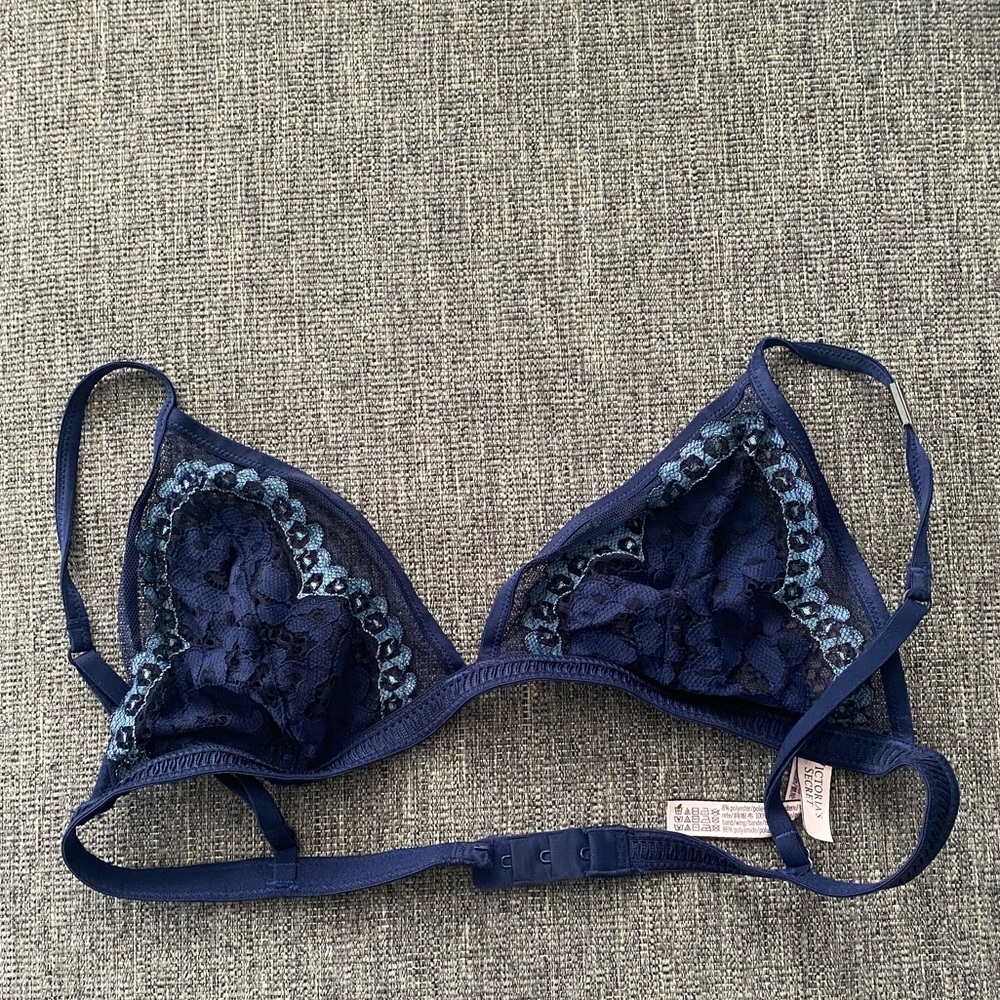 Victoria’s Secret Navy Blue Mesh Lade Triangle Bralette